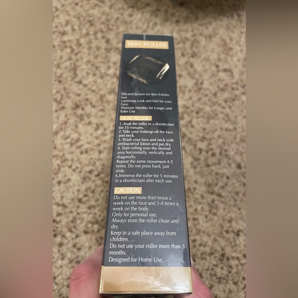 Linisa Skin Roller+Pure Hyaluronic Acid Serum - Picture 1 of 4